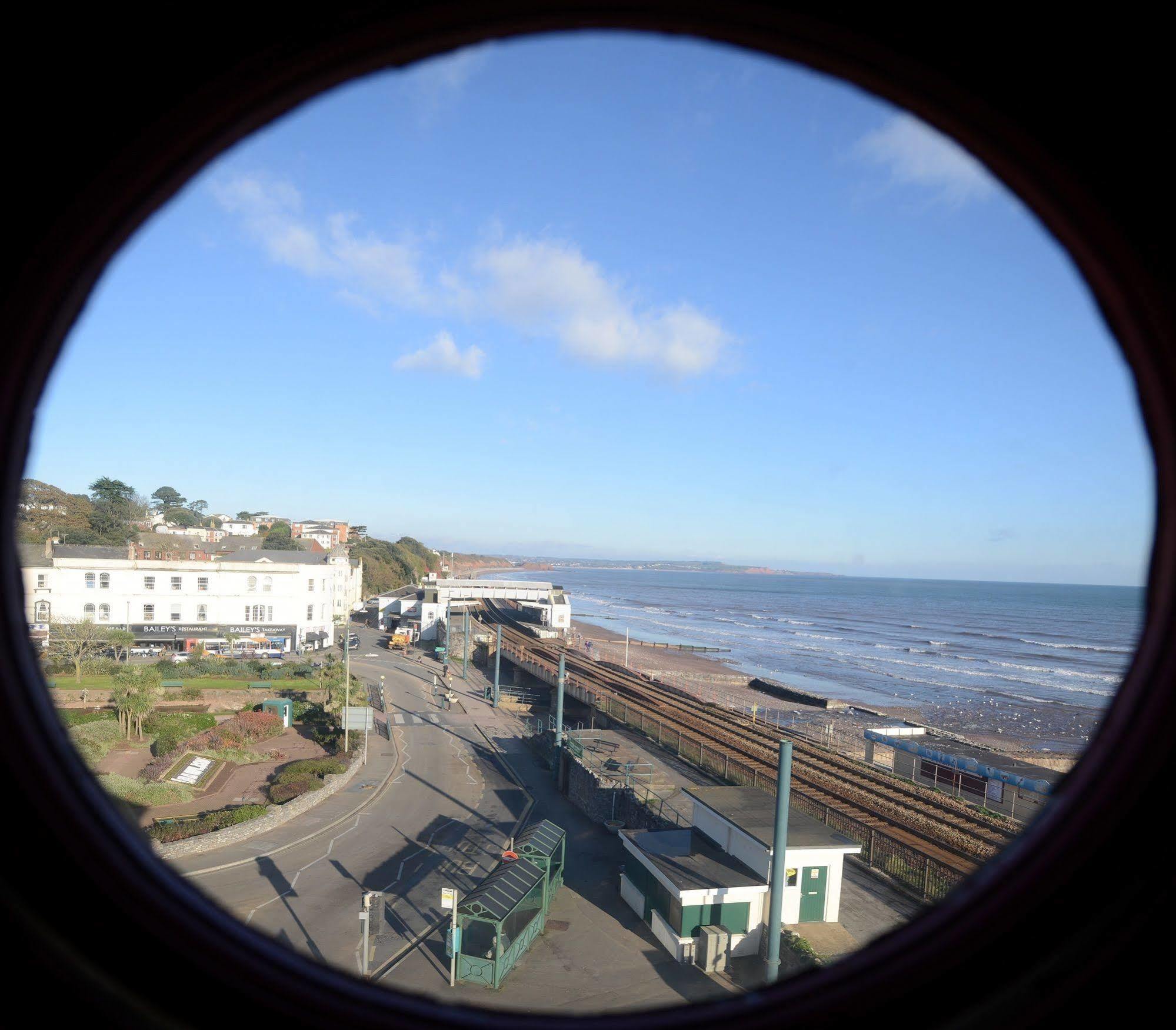 The Blenheim Panzió Dawlish Kültér fotó